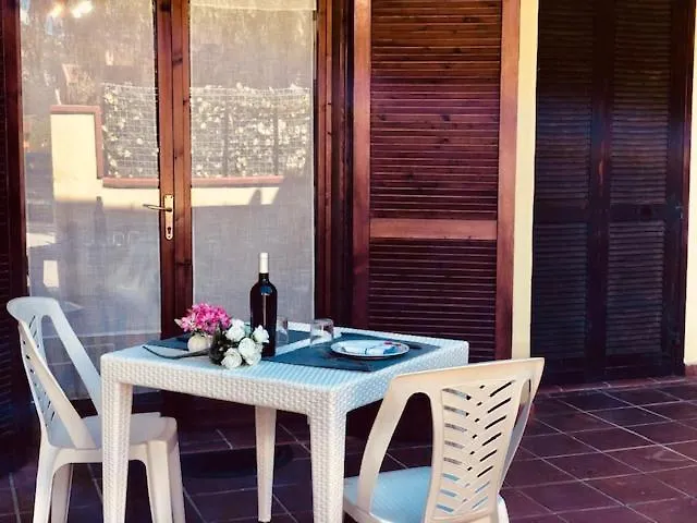 Casa Smeralda Διαμέρισμα Villasimius